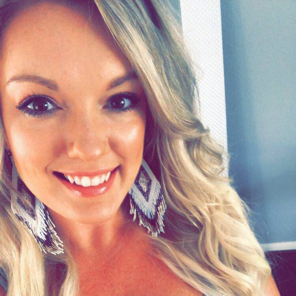 Meet your Posher, Kendra